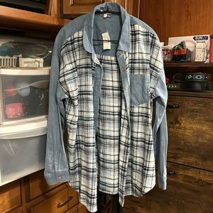 New with tag Maurices size Large top